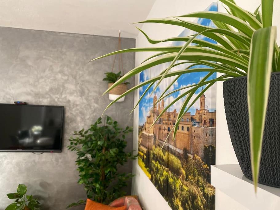 St Paul'S Bay Central Apartment In Qawra San Pawl il-Baħar Kültér fotó