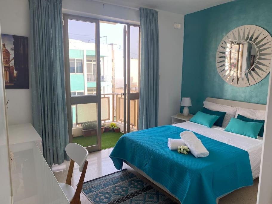 St Paul'S Bay Central Apartment In Qawra San Pawl il-Baħar Kültér fotó